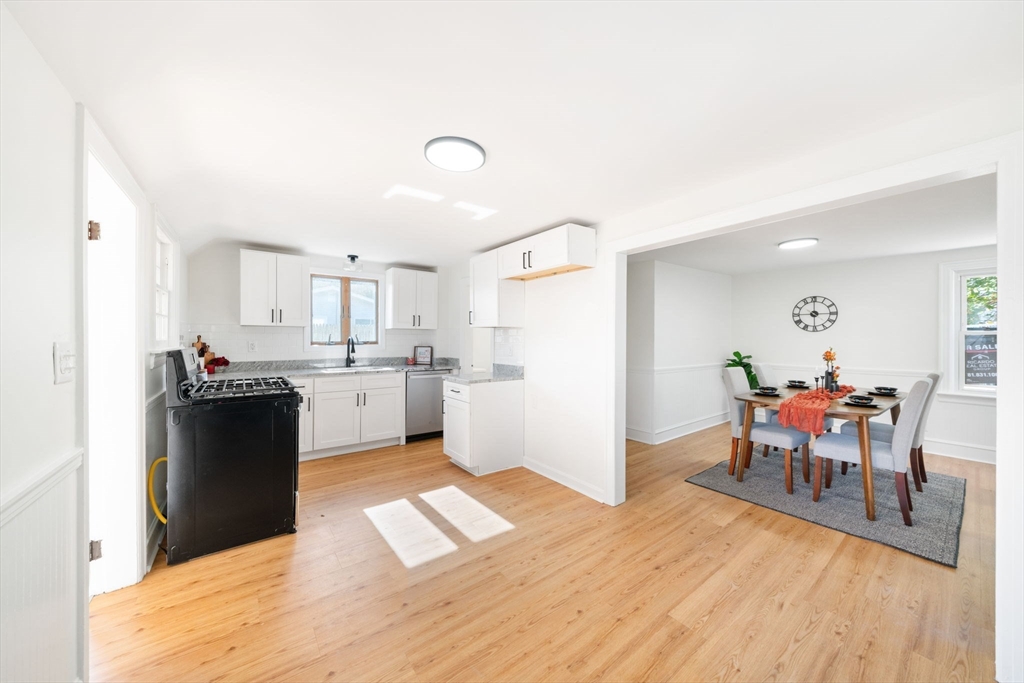 38 Blakely Ct