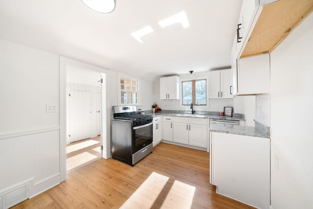 38 Blakely Ct