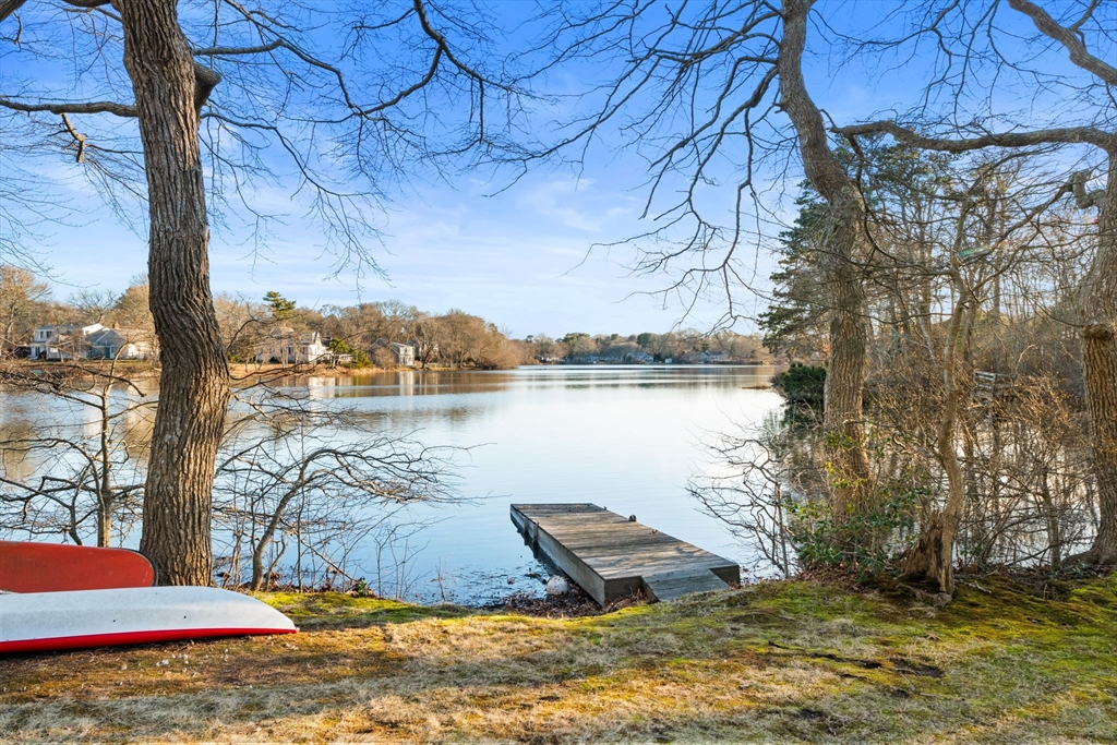 330 Long Pond Dr