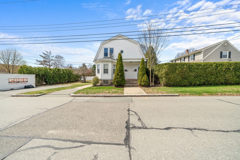 105 - 107 Pine Grove Street