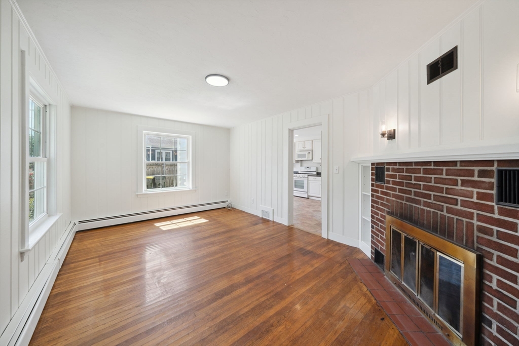 60 Woodland Road