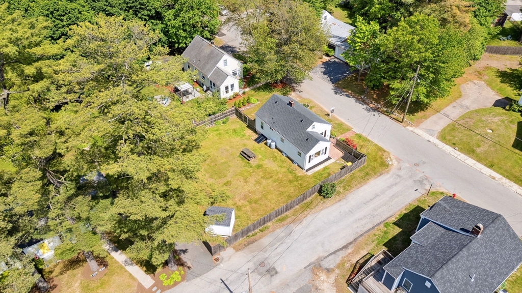 60 Woodland Road