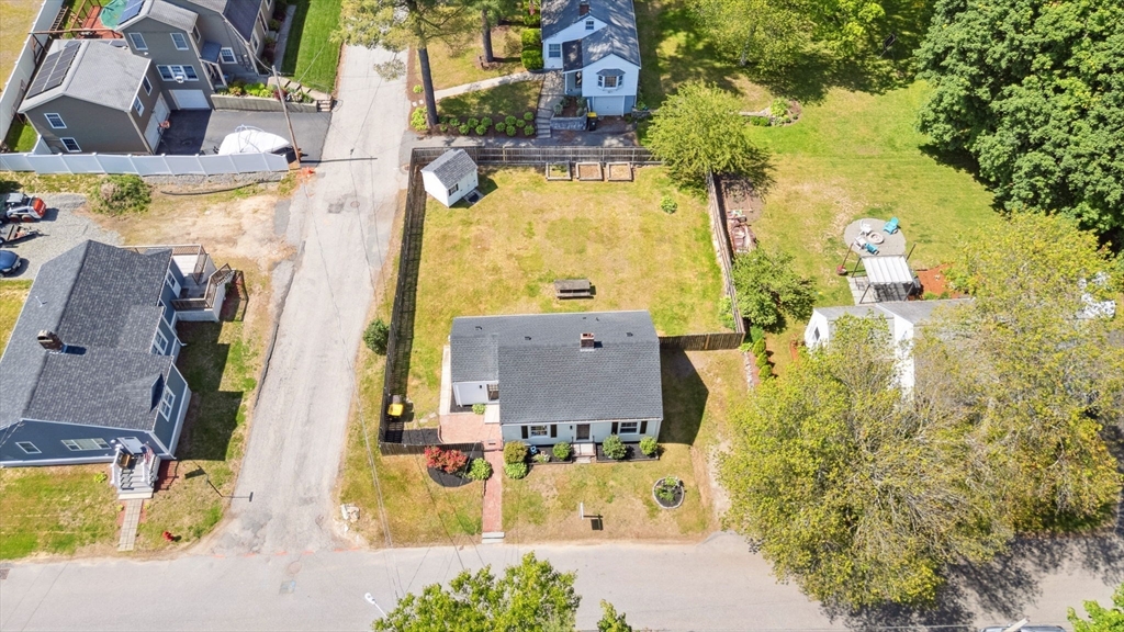 60 Woodland Road