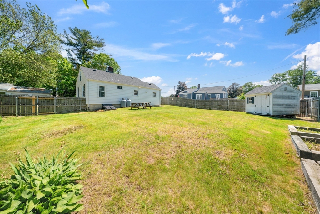 60 Woodland Road