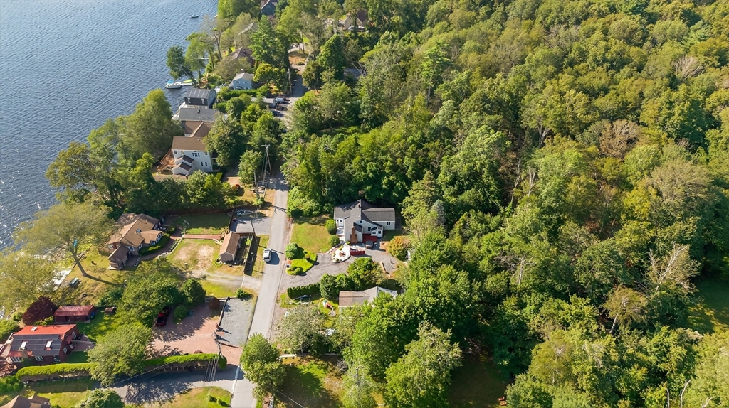 120 Hackett Ave