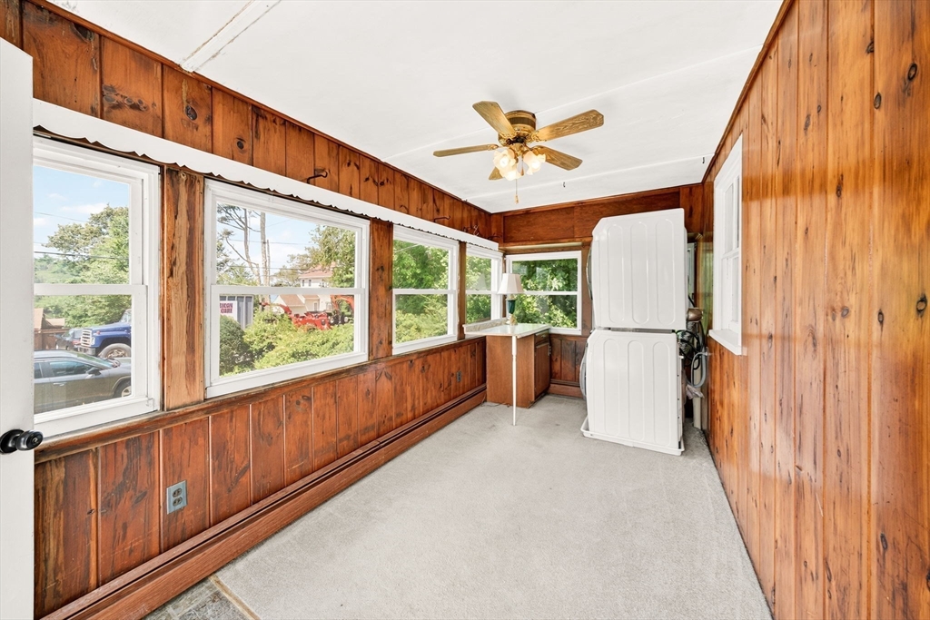 120 Hackett Ave