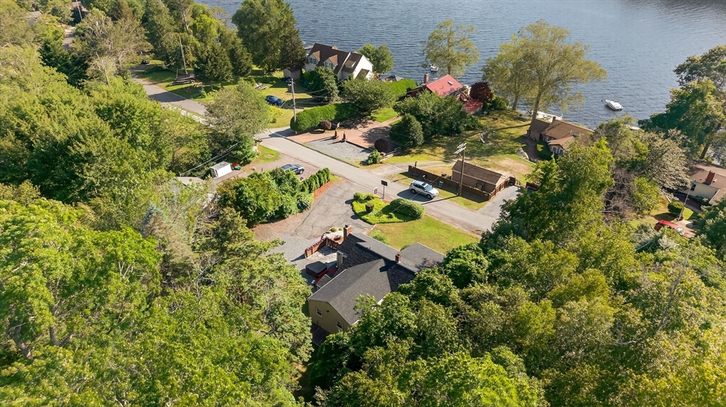 120 Hackett Ave