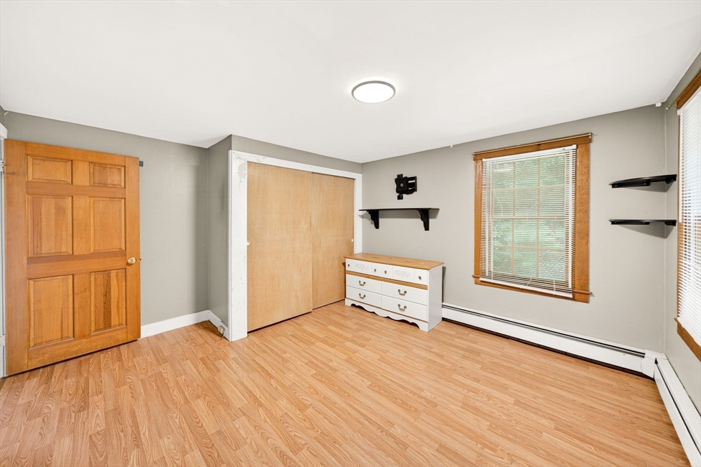 120 Hackett Ave