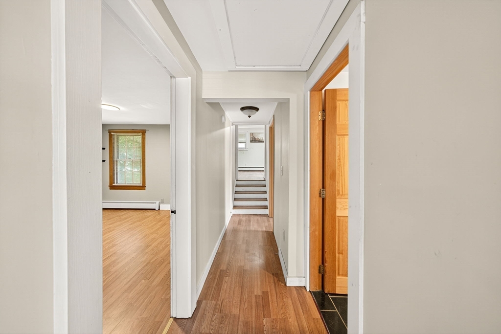 120 Hackett Ave