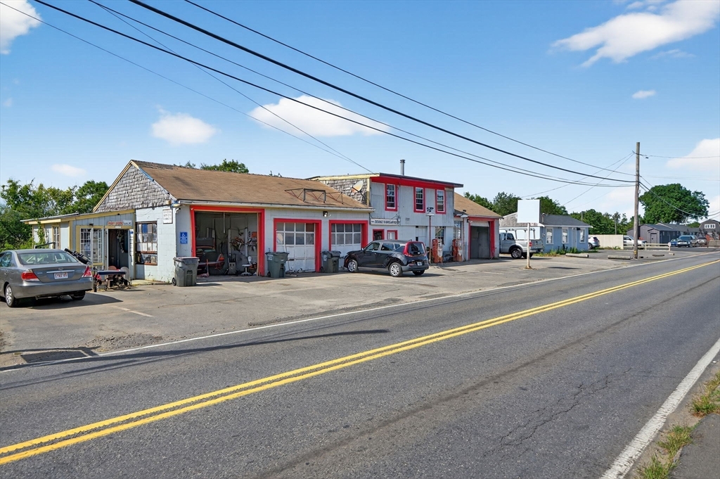 657 Yarmouth Road