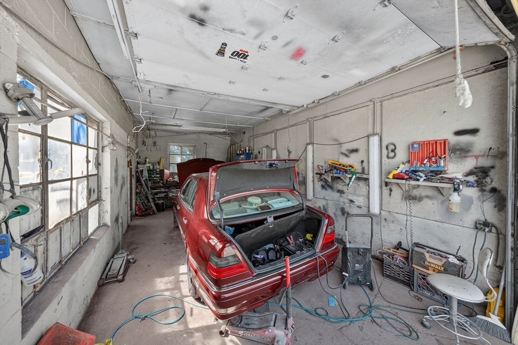 657 Yarmouth Road
