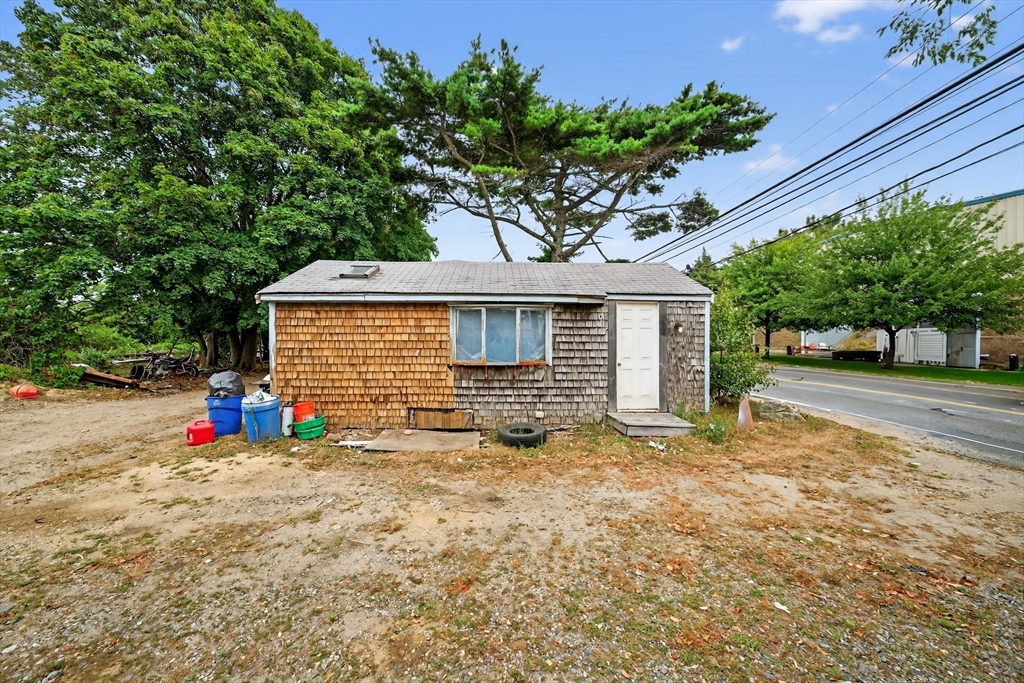 657 Yarmouth Road