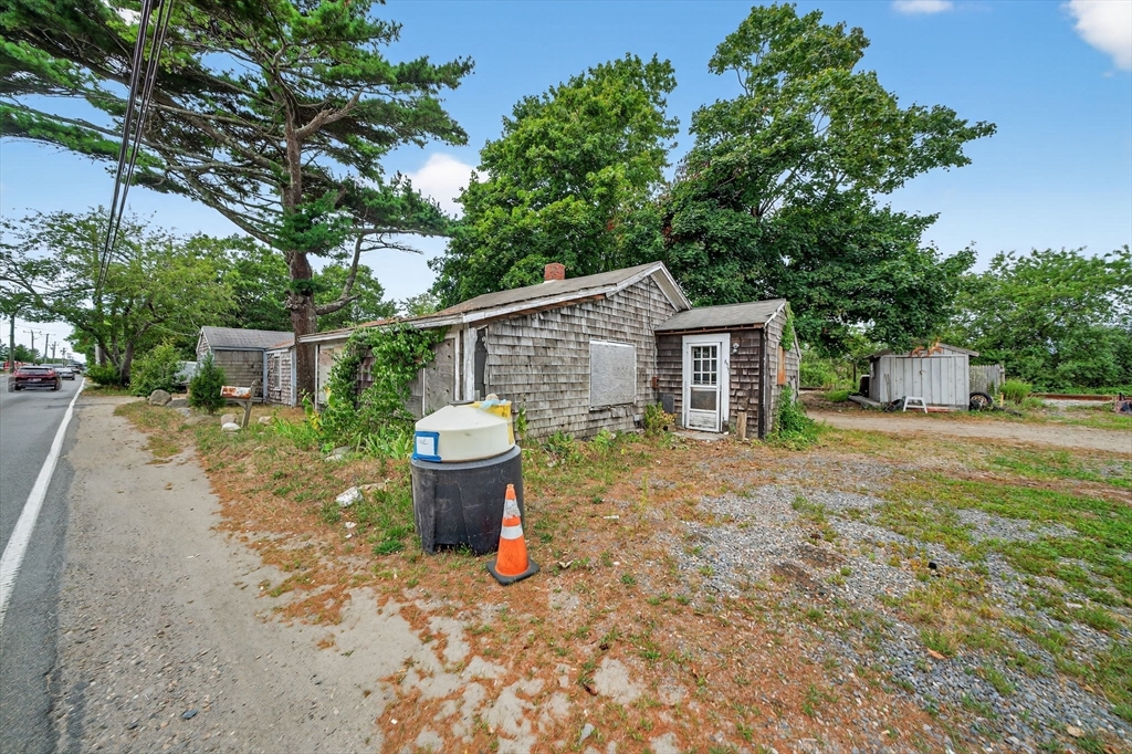 657 Yarmouth Road