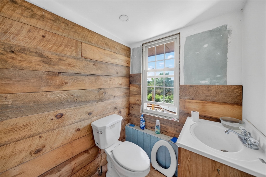 657 Yarmouth Road