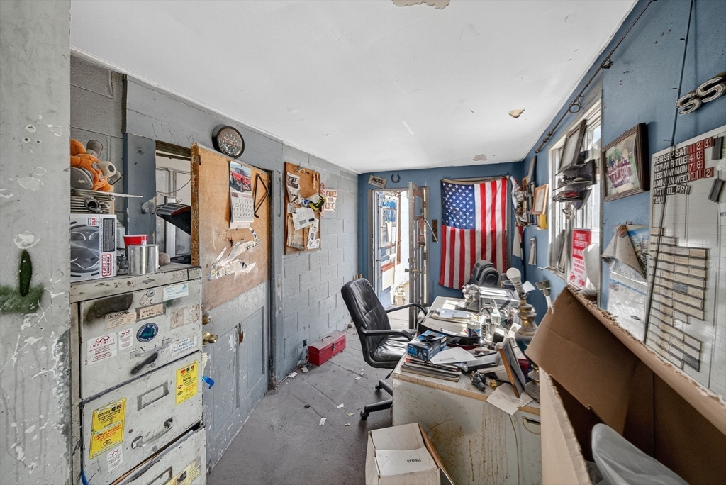 657 Yarmouth Road