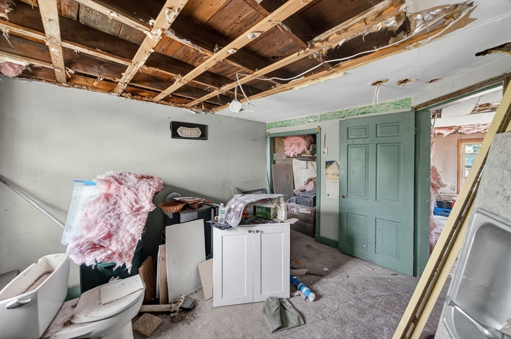 657 Yarmouth Road