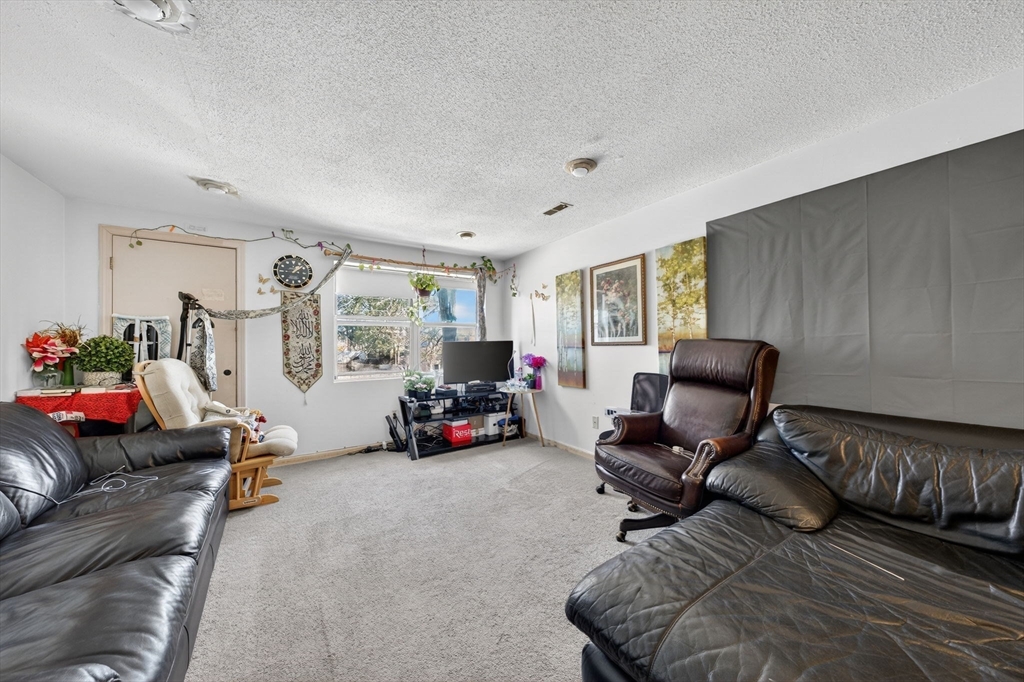 15 Longworth Ave # 226