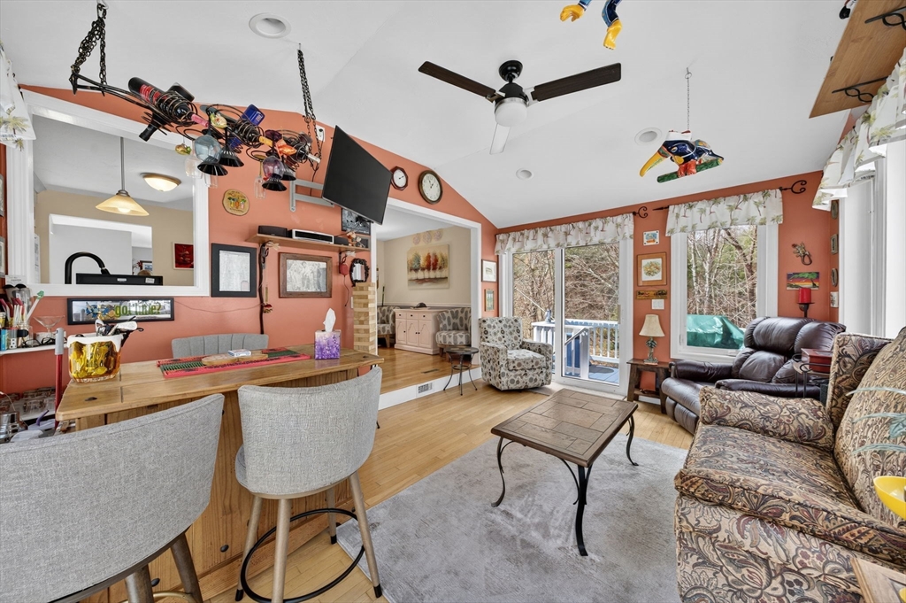 7 Tide Meadows Drive