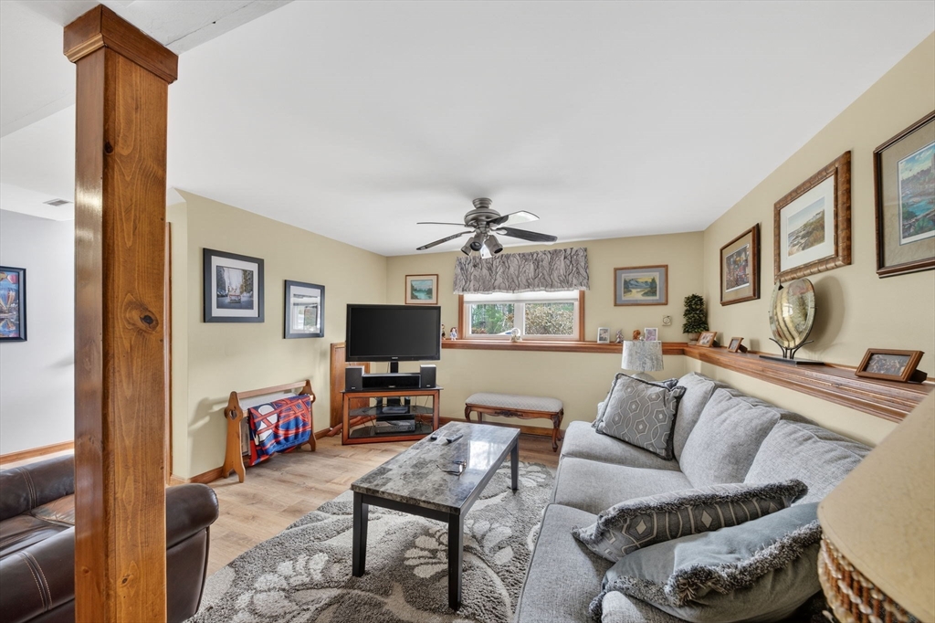 7 Tide Meadows Drive