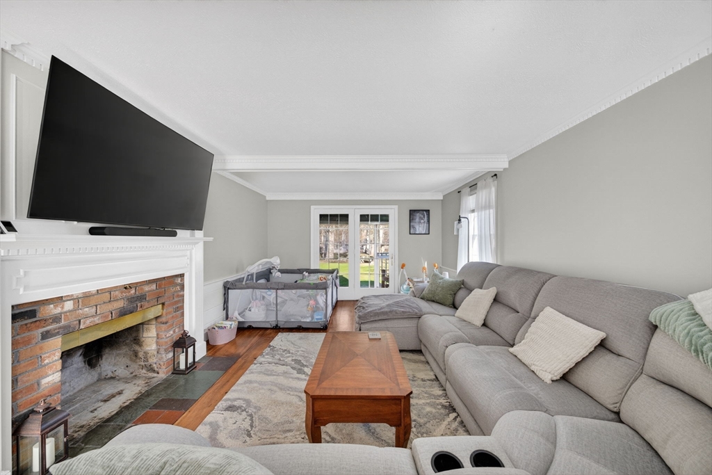 358 Marion Rd