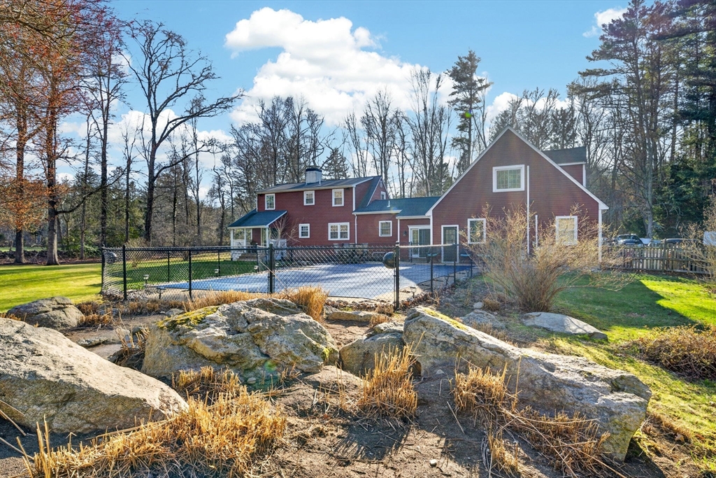 358 Marion Rd