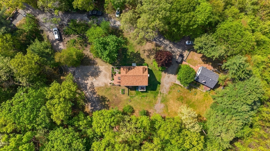 55 Lake Rd