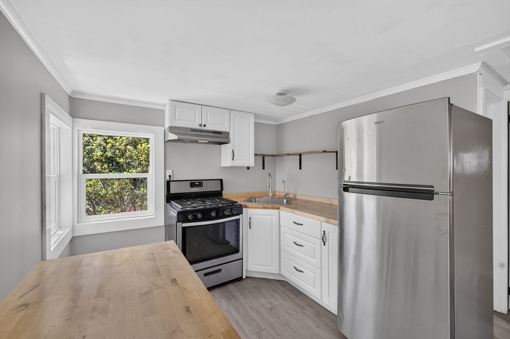 13 Woodland Drive
