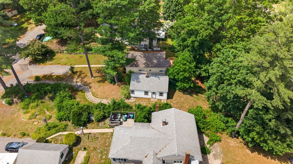 13 Woodland Drive
