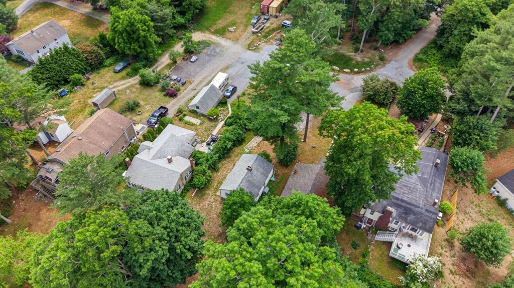 13 Woodland Drive