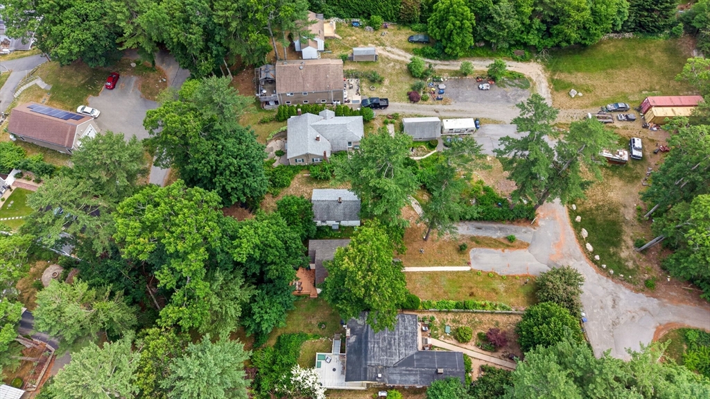 13 Woodland Drive