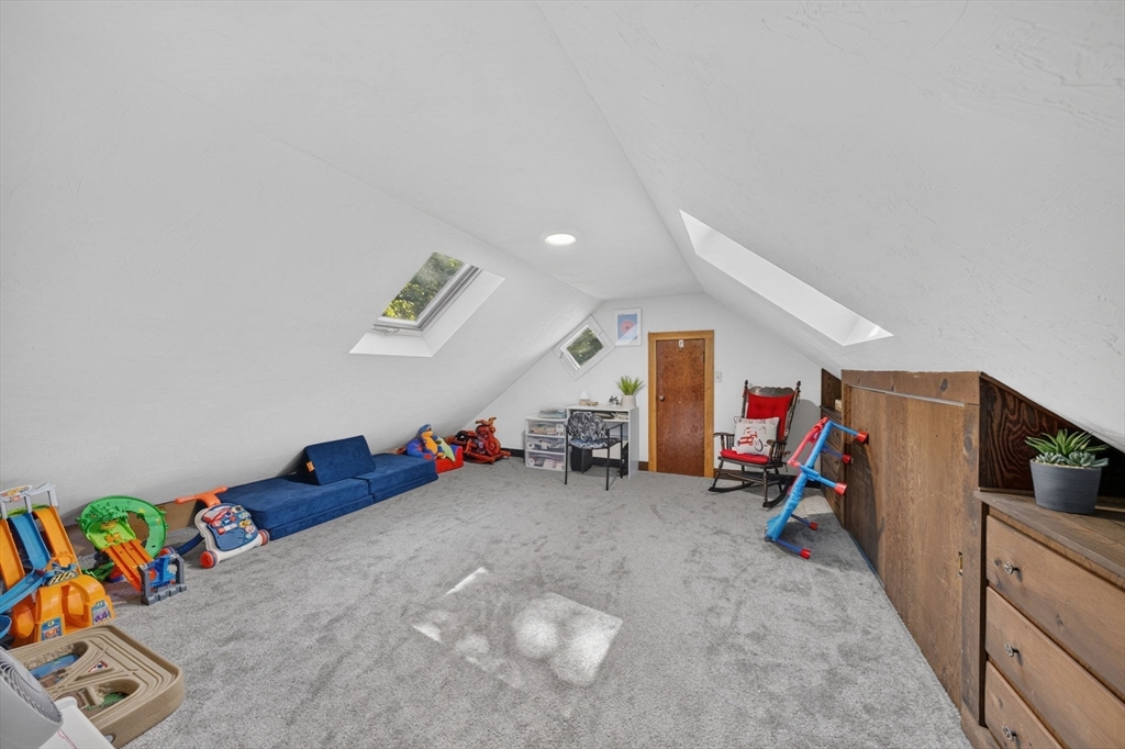 156 Bedford Street