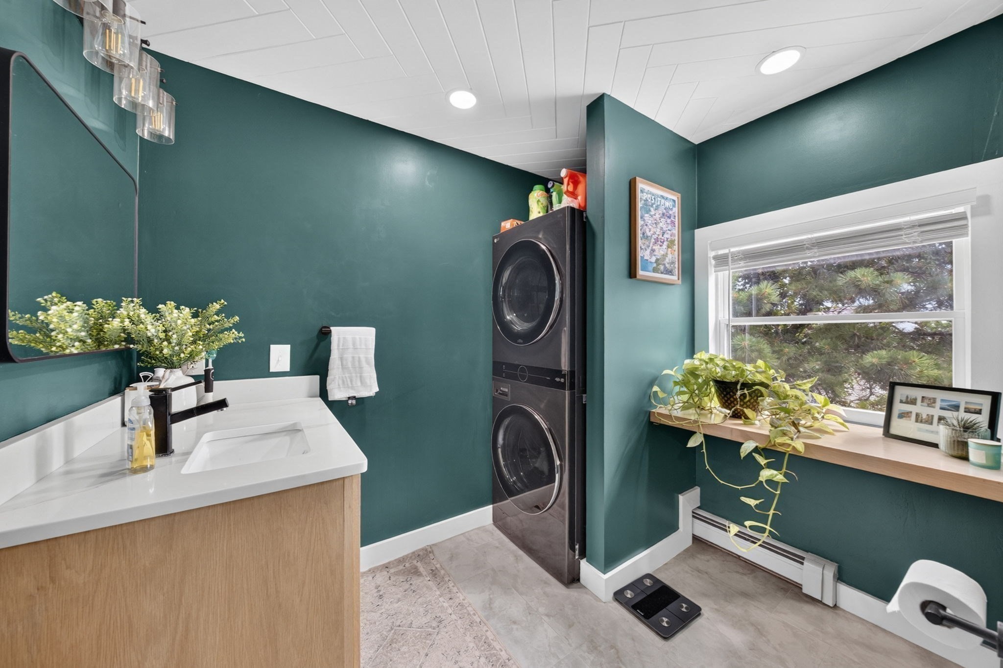 24 Mayflower Drive