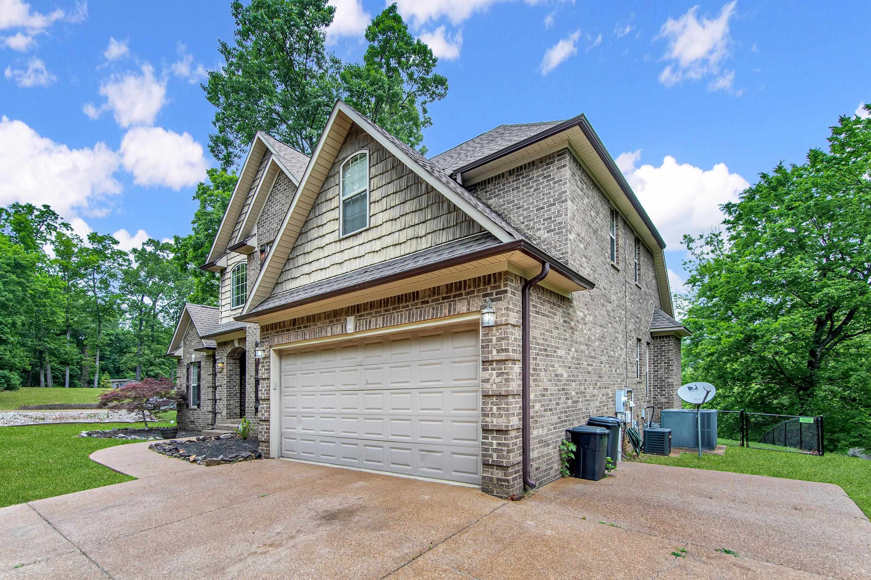 104 Springbrook Drive