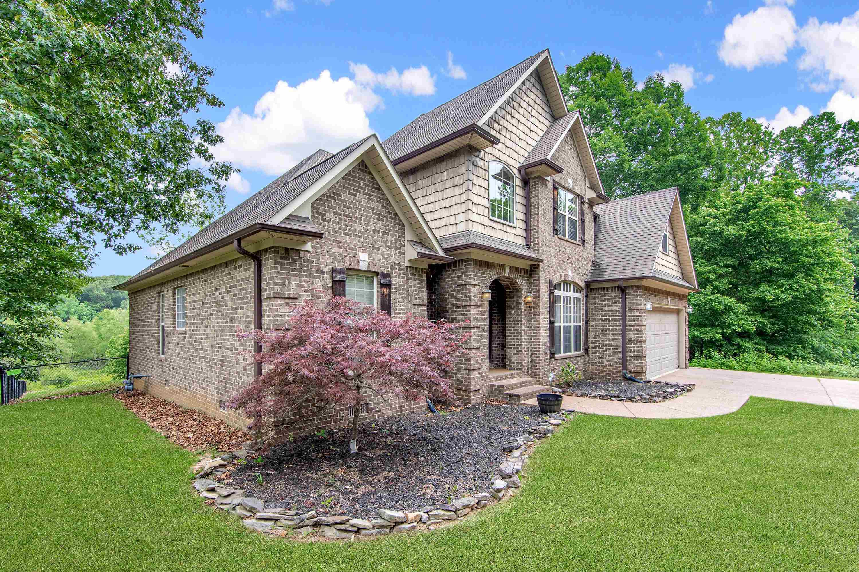 104 Springbrook Drive