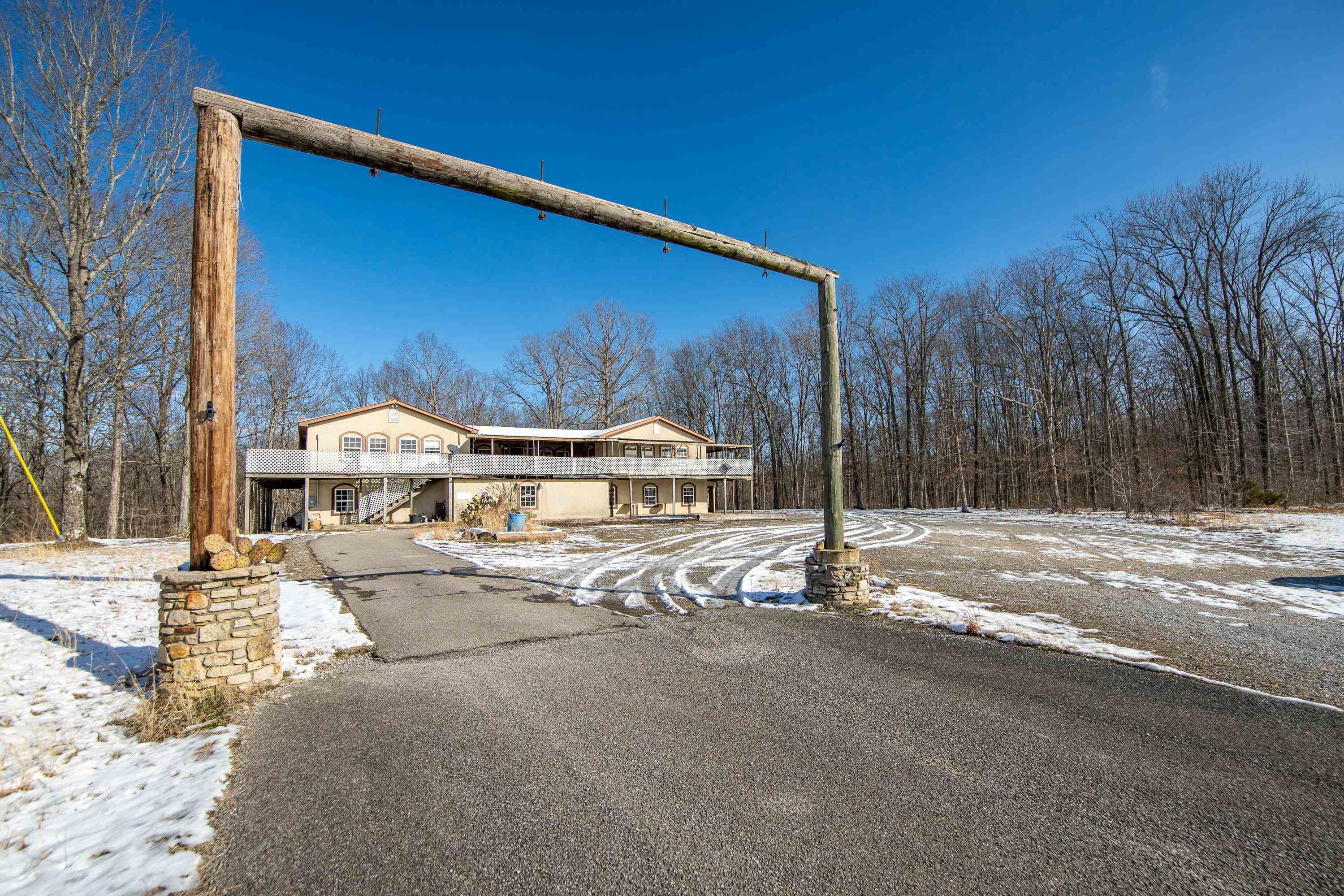 2381 Lawrenceburg Highway