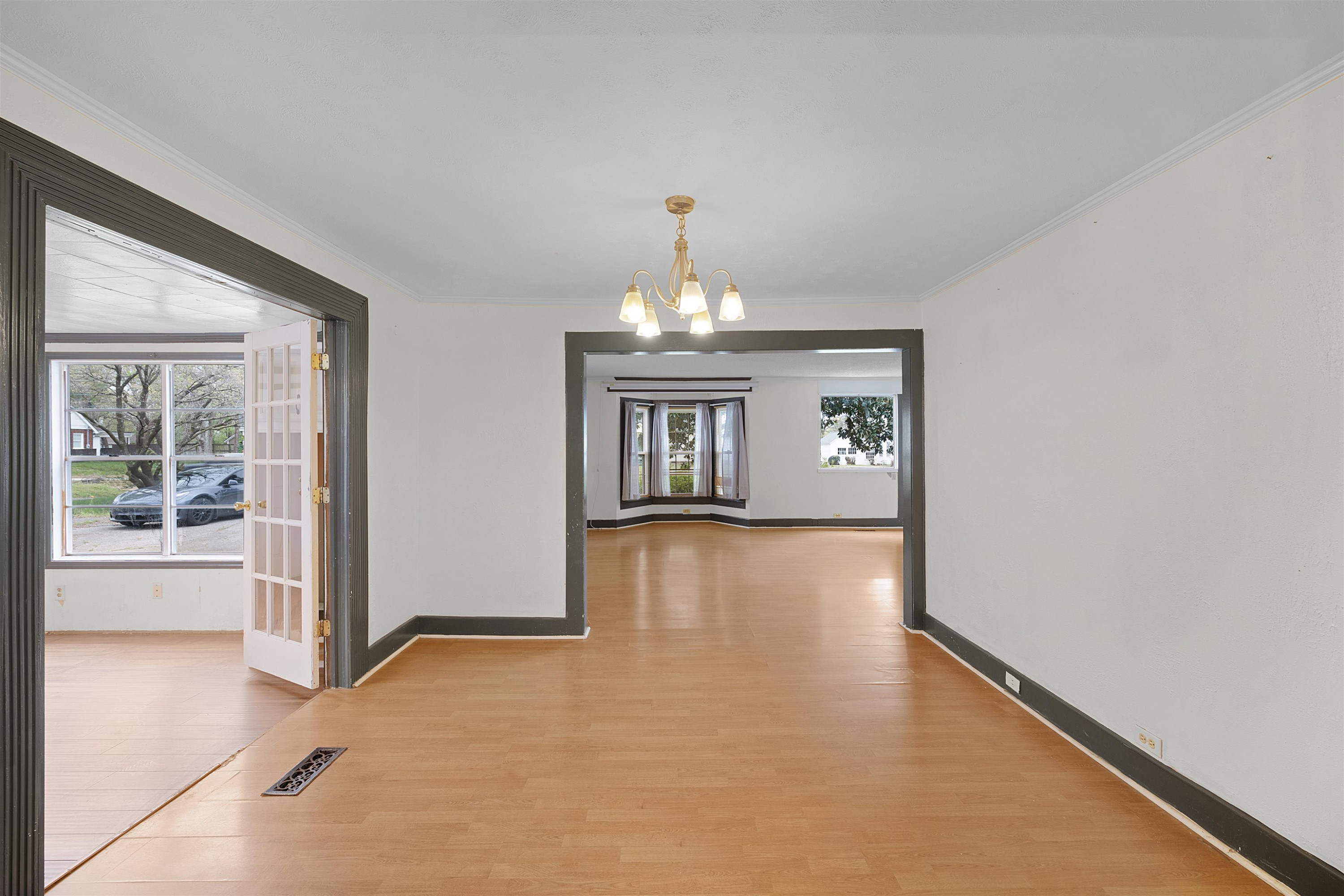 526 W Main Street