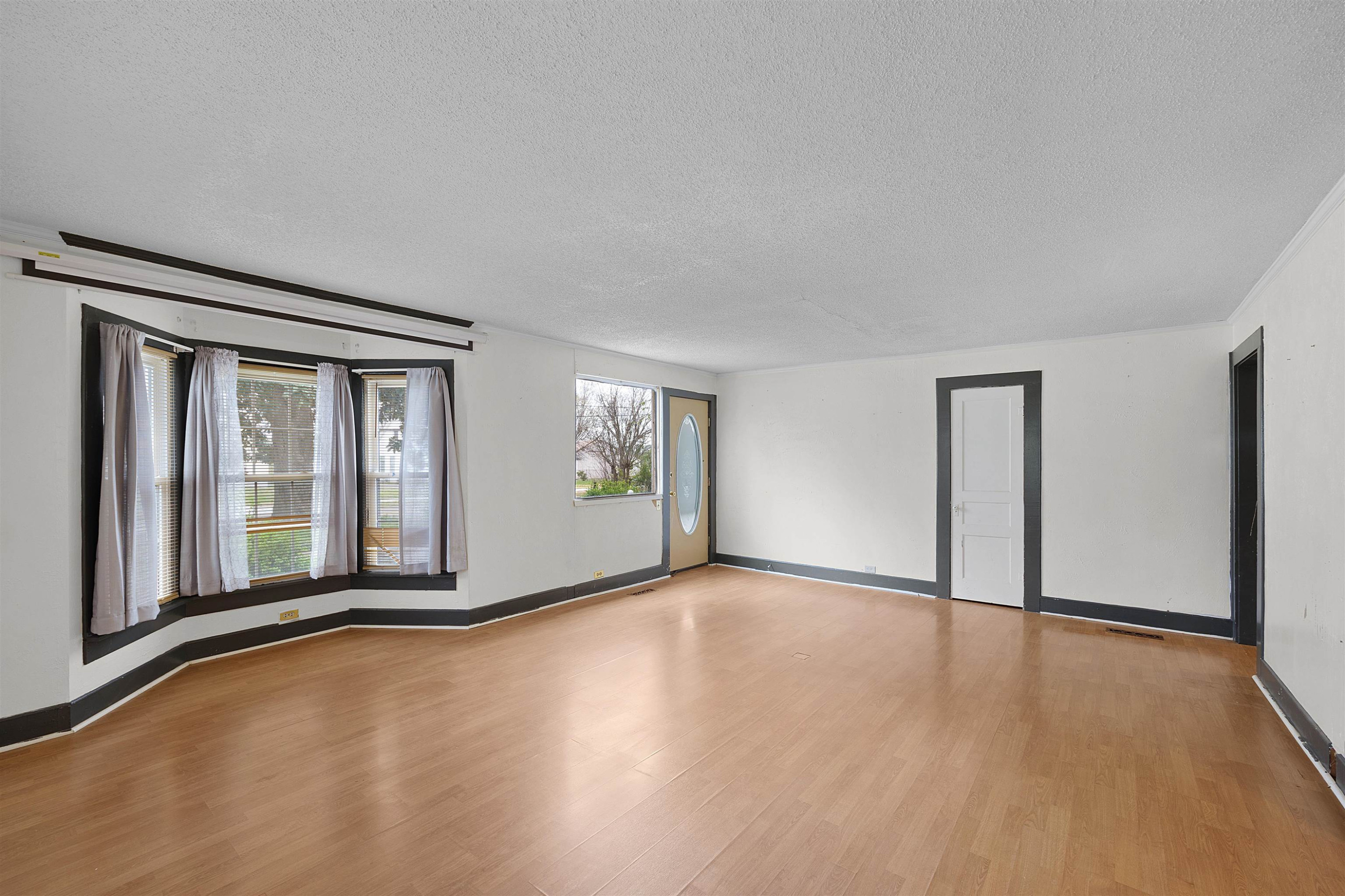 526 W Main Street