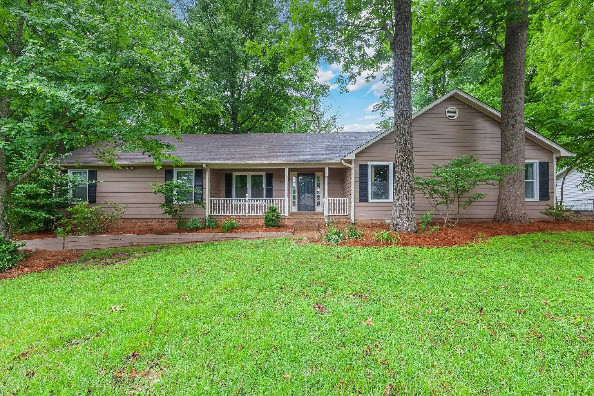 34 Autumnwood Cove