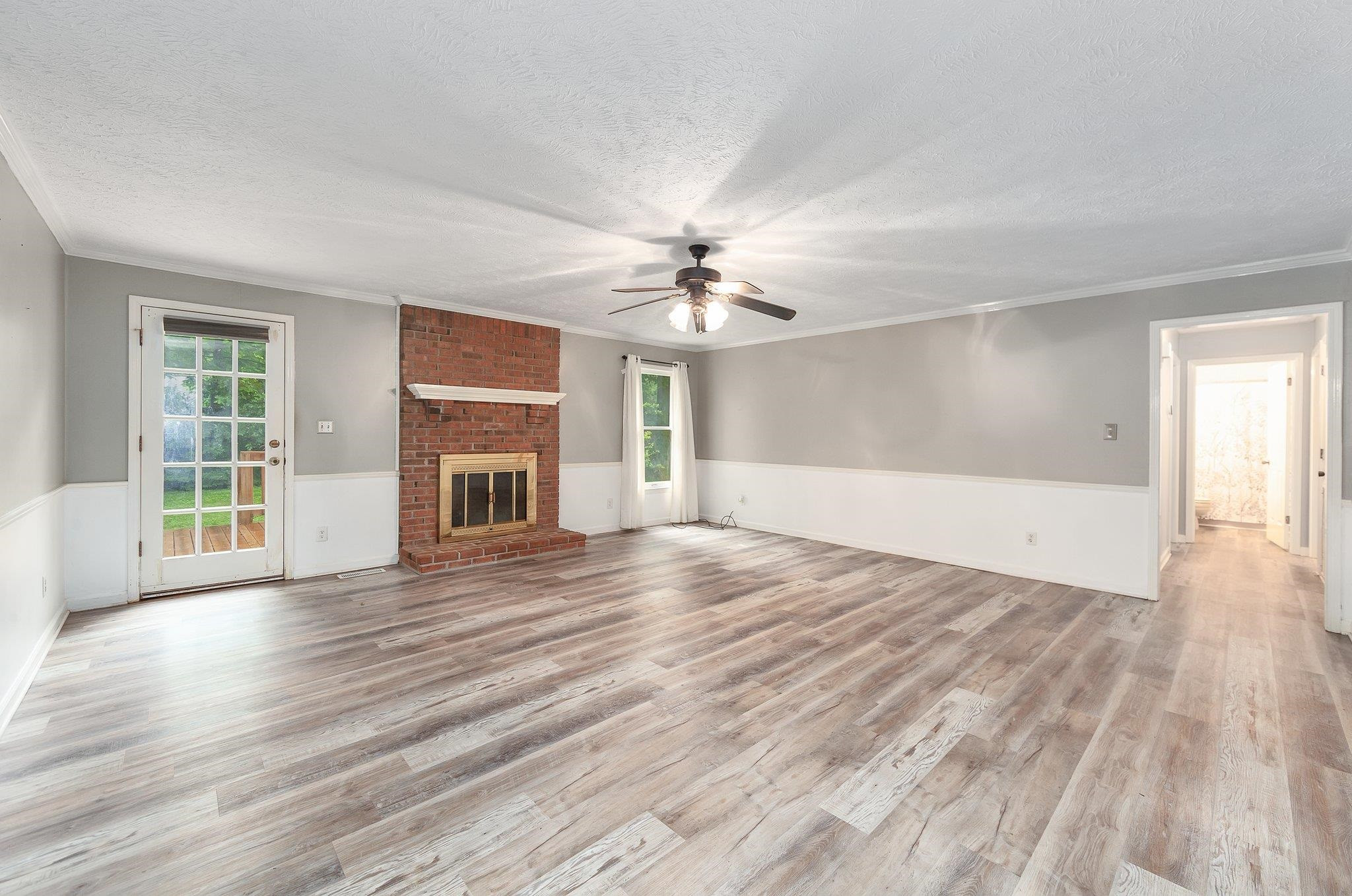 34 Autumnwood Cove