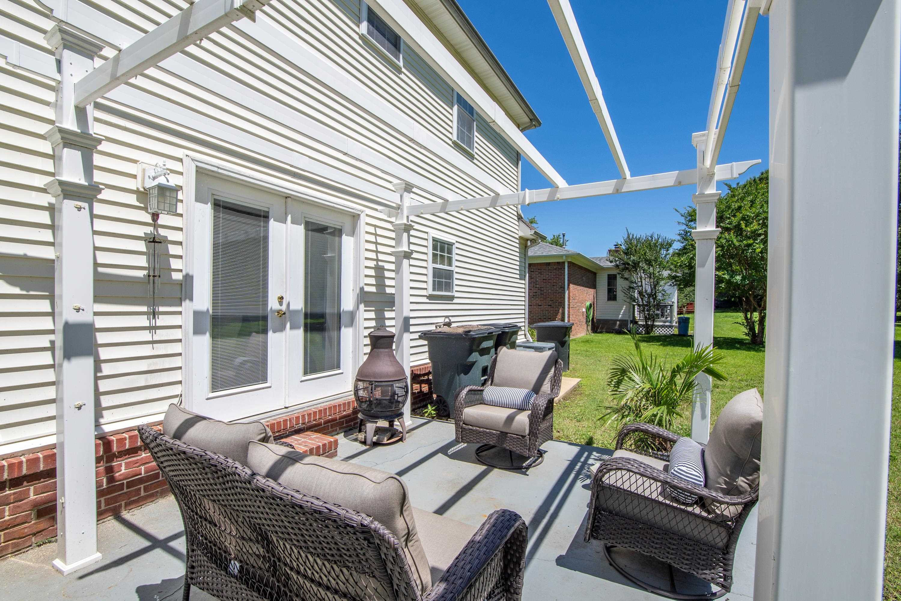 2590 Clifton Drive