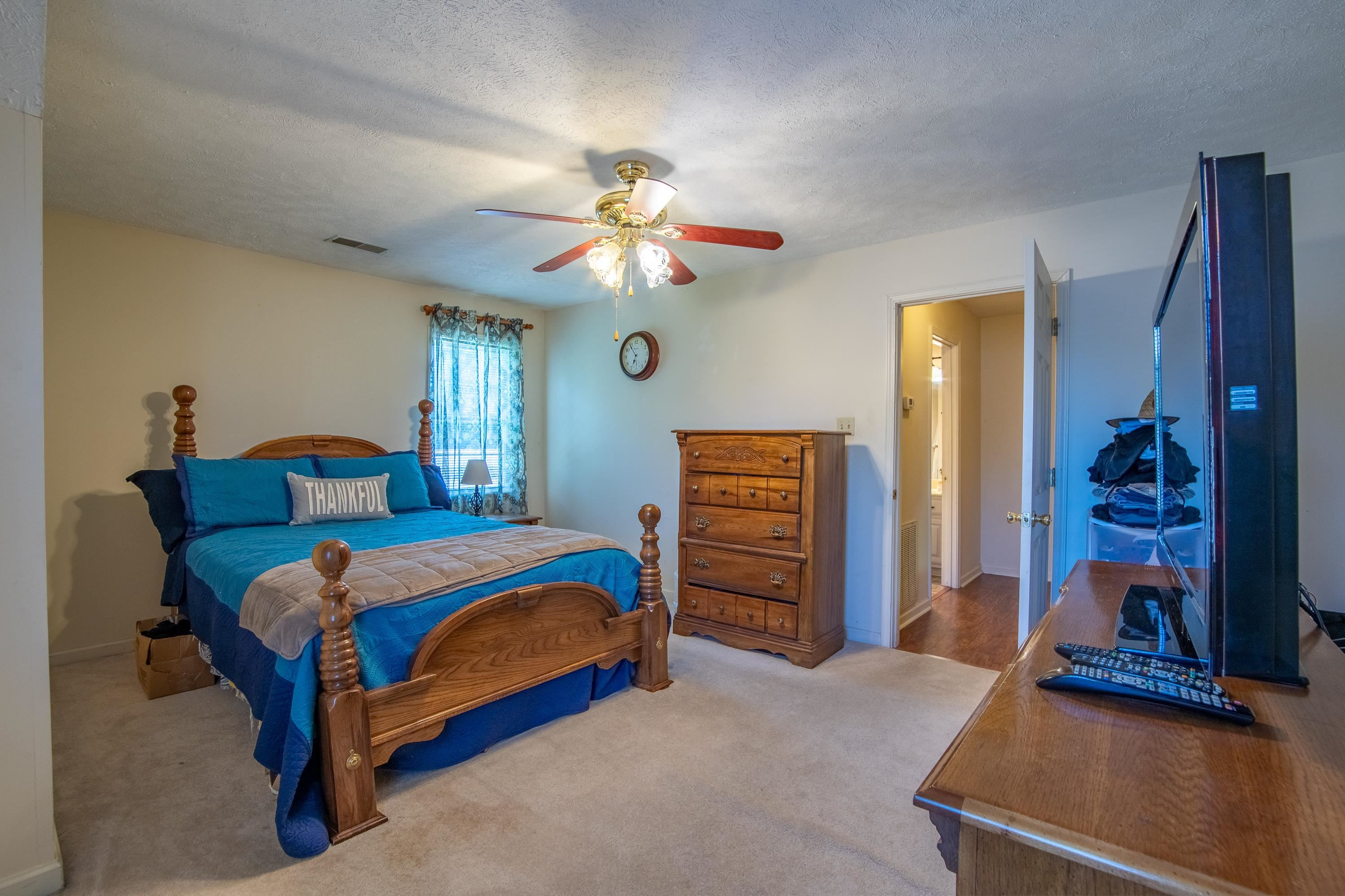 2590 Clifton Drive