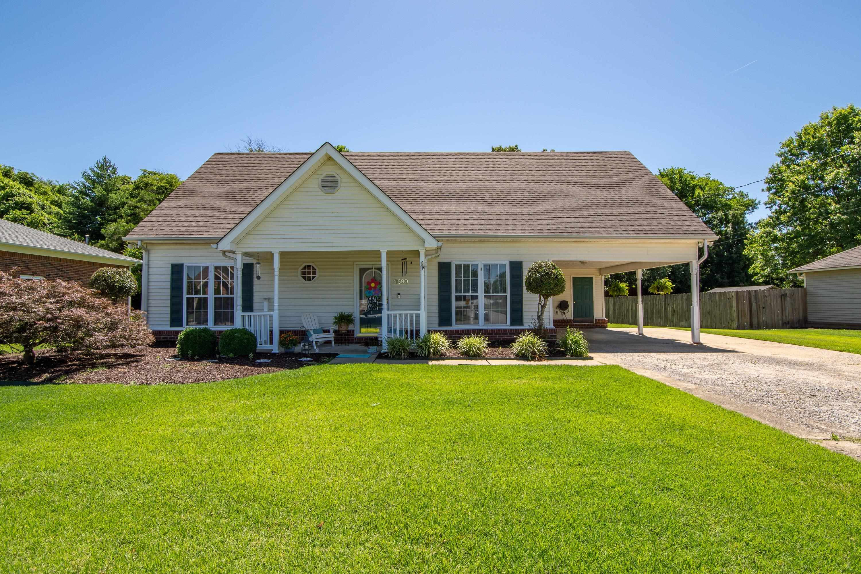 2590 Clifton Drive
