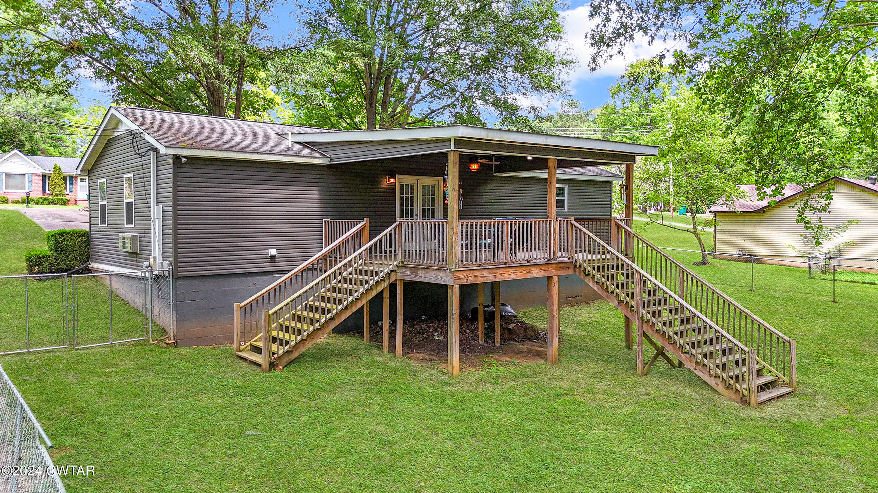 72 Edgehill Drive