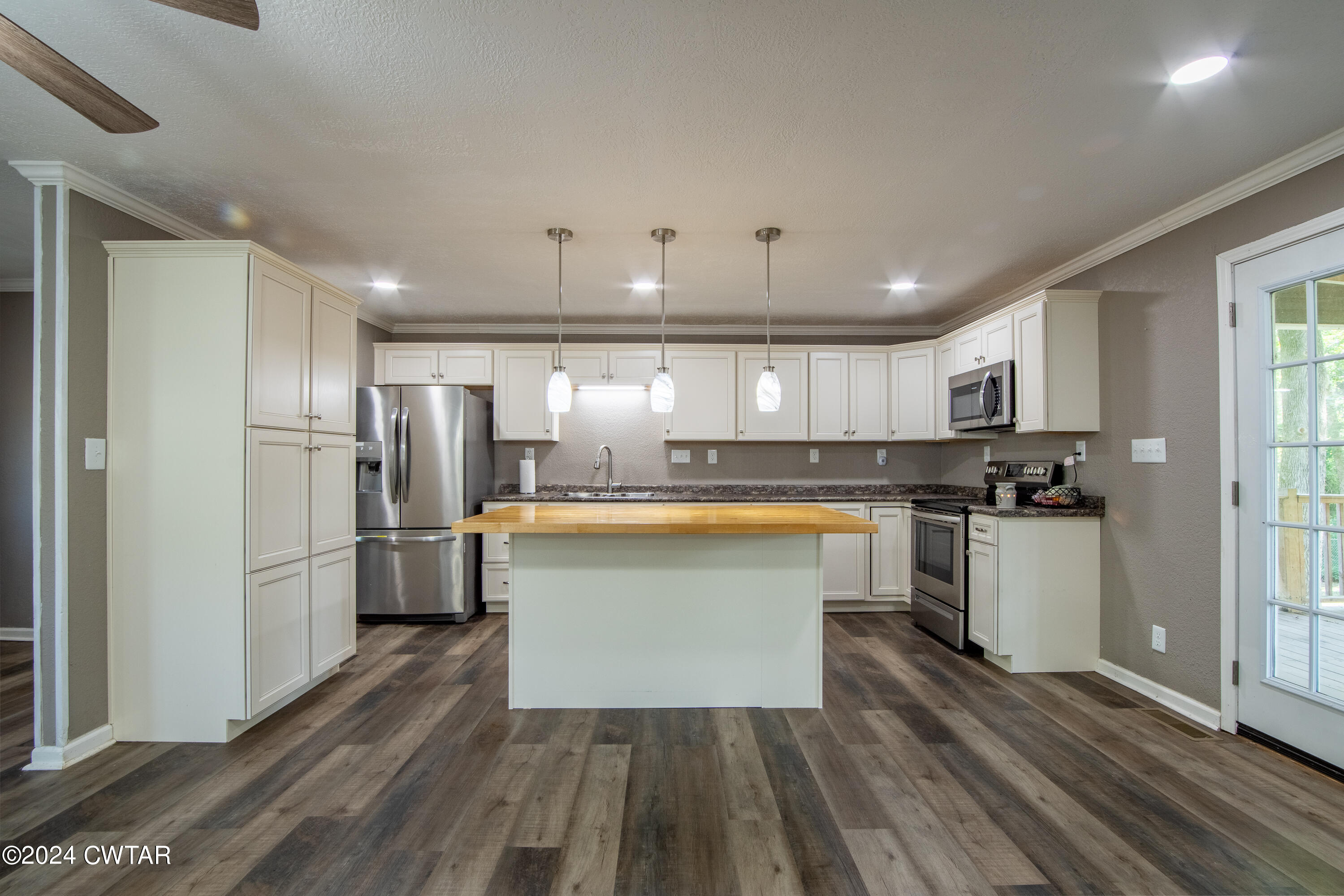 72 Edgehill Drive