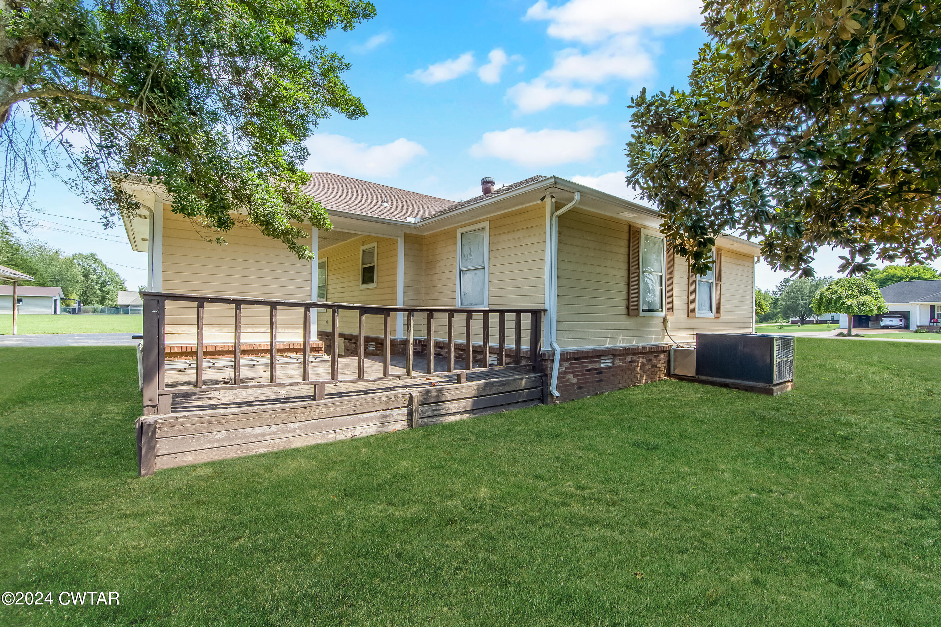 325 Farmington Road