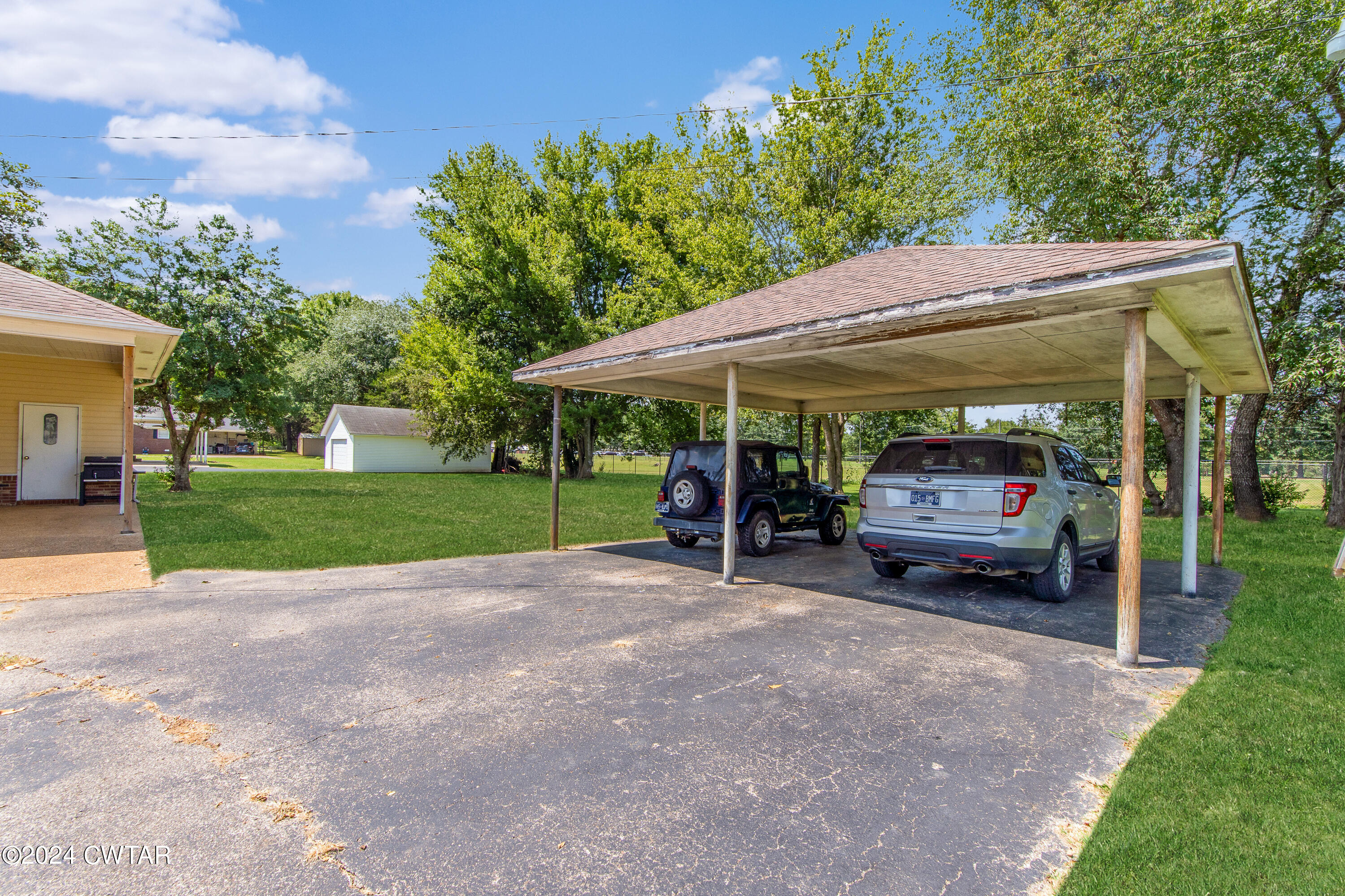325 Farmington Road