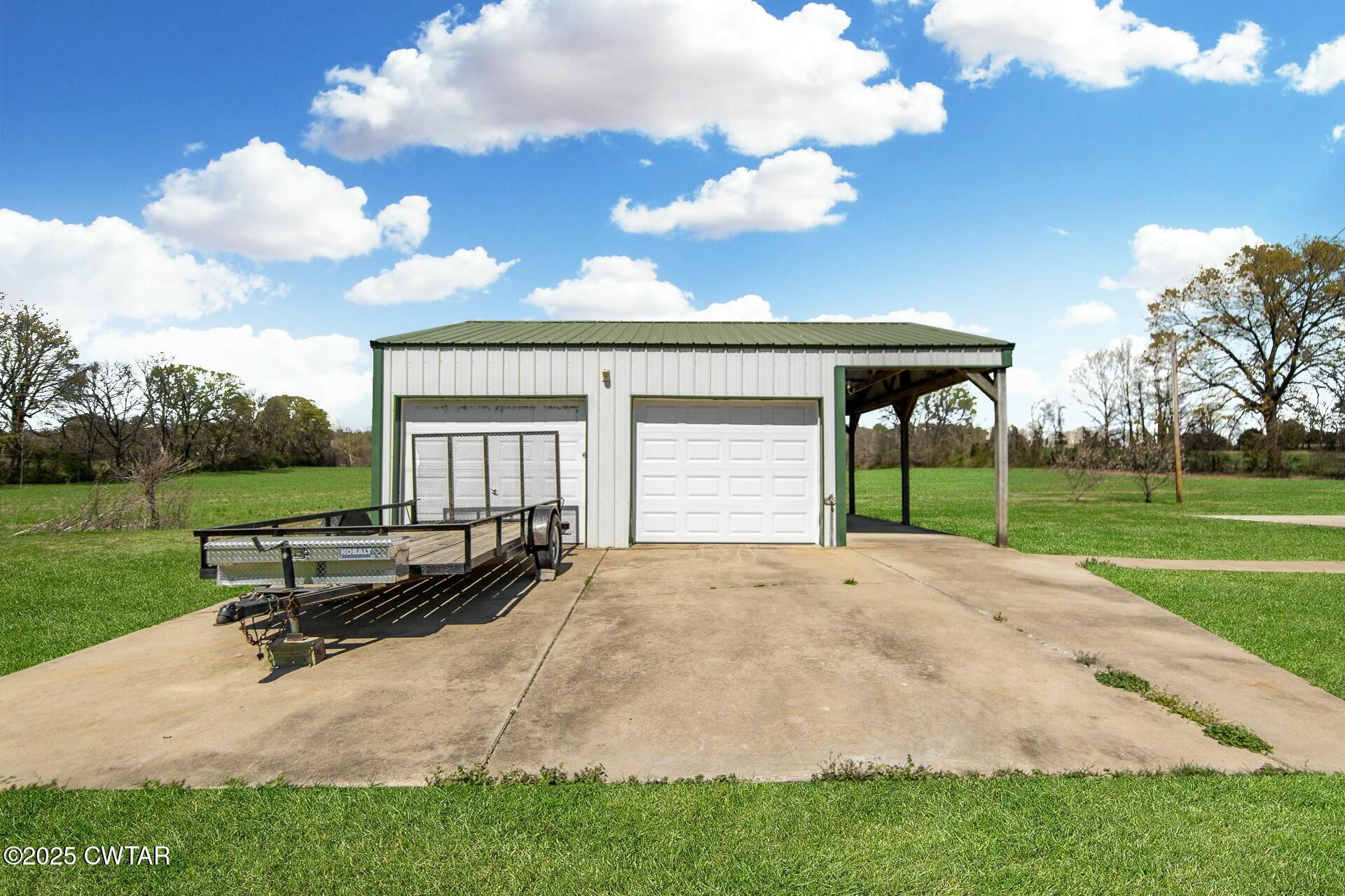 3226 Highway 19 W