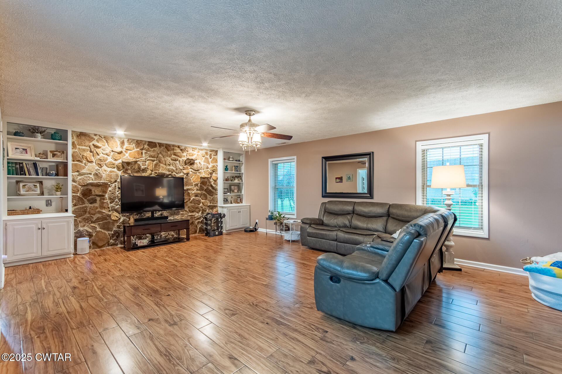 160 Scattered Acres Drive