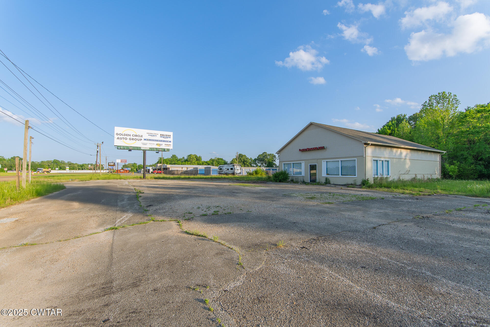 3695 US Hwy 45 N