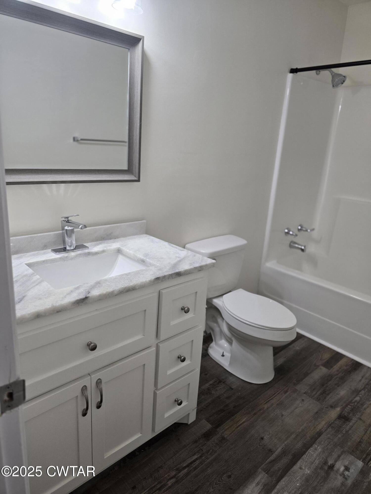 527 Chester Levee Road